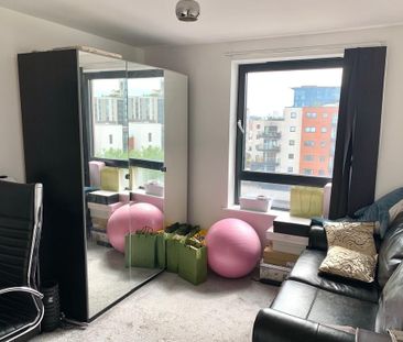 2 bedroom apartment to rent - Photo 6