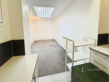 1 bedroom property to rent Lansdowne Place, Hove, East Sussex, BN3 - Photo 2