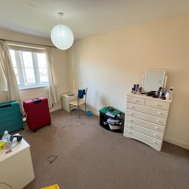 3 bedroom terraced house to rent - Photo 1