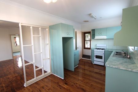 Great Location! - Photo 5