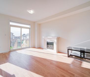 For Lease - 1091 Pisces Trail, Pickering, Ontario - Photo 1