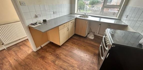 Kirkgate Street - Photo 2