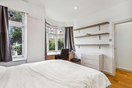 2 bedroom flat to rent - Photo 5