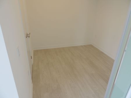 For Lease - 1 Quarrington Lane Unit# 1202, Toronto, Ontario - Photo 3