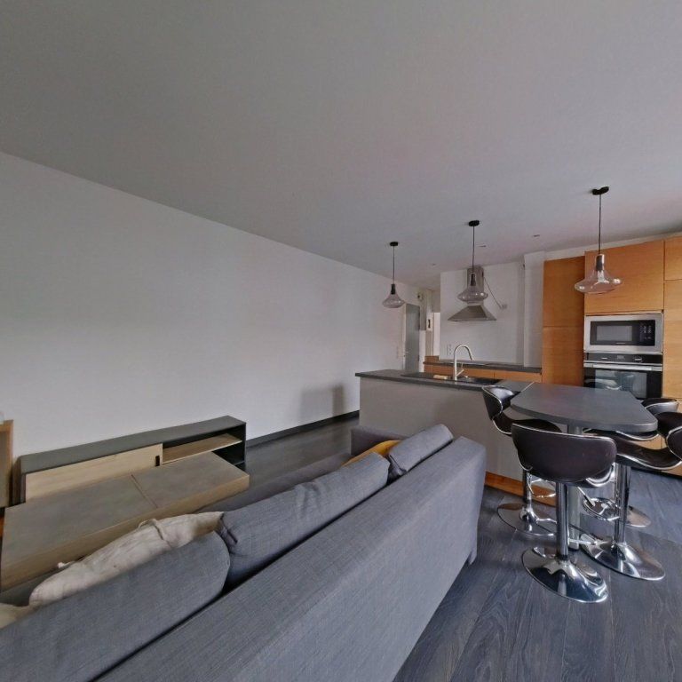 Location Appartement 2 pièces Meublé 40m² SURESNES 92150 - Photo 1