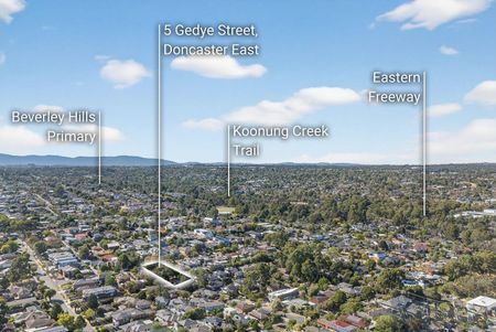 Comfortable Family Living in a Prime Location - Photo 5