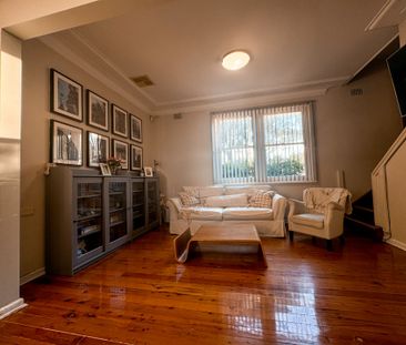 Conveniently Located Family Home - Photo 1