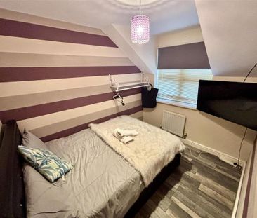 3 bedroom end of terrace house to rent - Photo 6