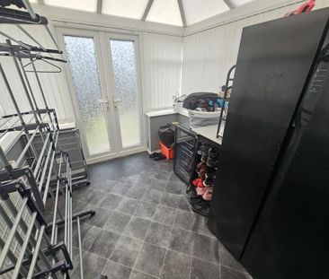 3 bedroom terraced house to rent - Photo 4