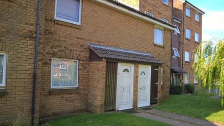 1 bedroom flat to rent - Photo 5