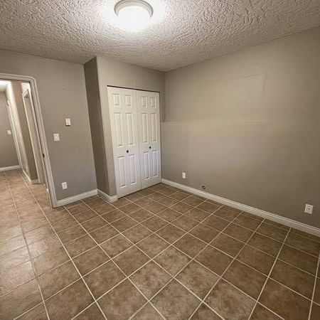 4 Bedroom Home in Millstream - Photo 3