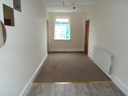 Mansfield Road, Sutton-in-Ashfield, NG17 - Photo 3