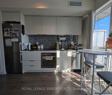 2810 2 Sonic Way - Photo 4