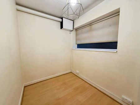 2 bedroom maisonette to rent - Photo 5