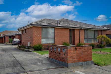 2/15 Milton Avenue, Clayton South VIC 3169 - Apartment For Rent | Domain - Photo 5