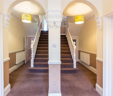 1 bedroom Flat To Let - Photo 1