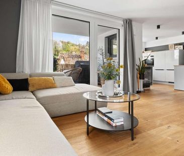 Moderne und möblierte 3,5-Zi-WHG mit hochwertiger Ausstattung, Balk... - Foto 1