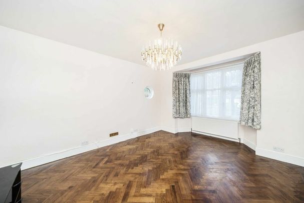 North Crescent - Photo 1