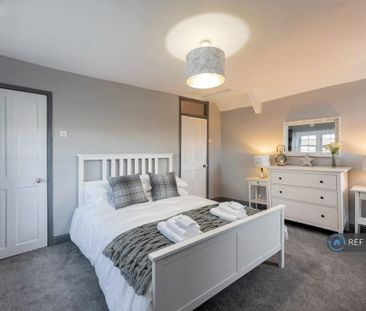 5 bedroom detached house to rent - Photo 6