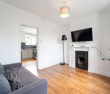 2 bedroom property to rent - Photo 3