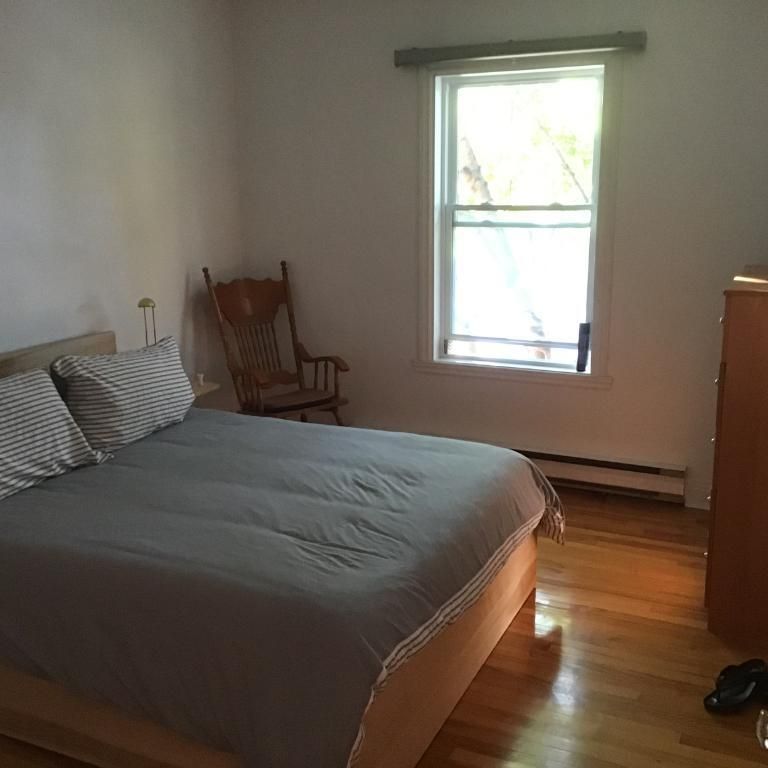 Grand 4 1/2 au 2ieme étage ensoleillé dans Ahuntsic - Photo 1