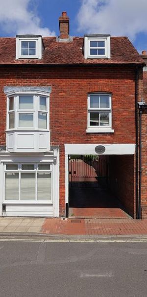 2 bedroom maisonette to rent - Photo 2