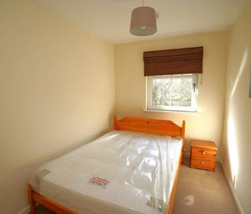 2 bedroom semi-detached house to rent - Photo 5
