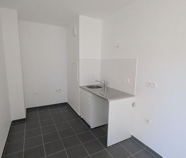 location Appartement T2 DE 44.3m² À ASNIERES - Photo 3