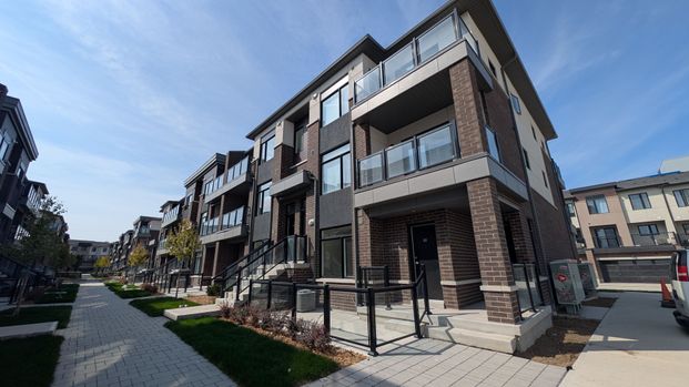 For Lease - 1695 Dersan Street Unit# 910, Pickering, Ontario - Photo 1