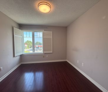 For Lease - 9544 Sheppard Avenue, Toronto, Ontario - Photo 6