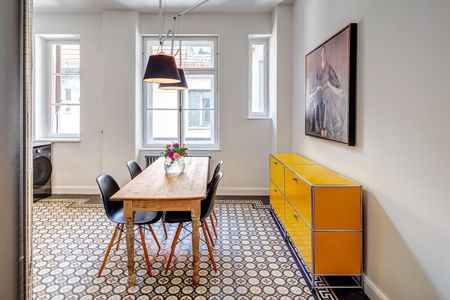 High-quality historic apartment in coveted location - Photo 5