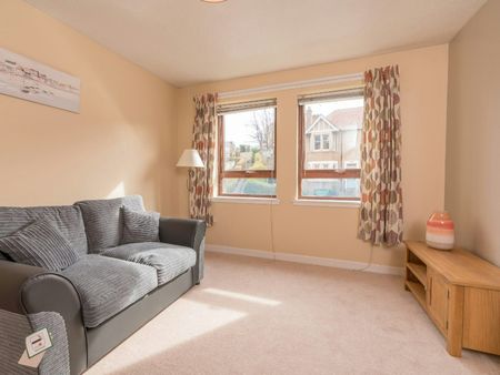 Flat to rent on - Photo 4