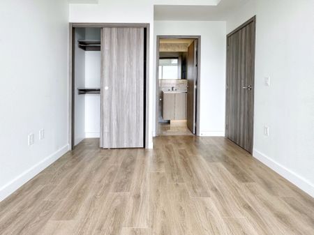 For Lease - 85 Mcmahon Drive Unit# 3605, Toronto, Ontario - Photo 4