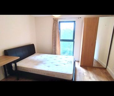 2 Bed Flat, Spa Road, SE16 - Photo 4