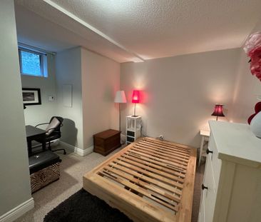 For Lease - 234 Indian Grove Unit# 3, Toronto, Ontario - Photo 2