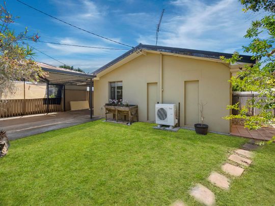 25 Jacaranda Avenue, Hollywell - Photo 1