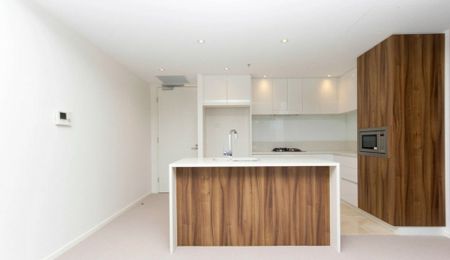 Manhattan on the Park - Photo 3