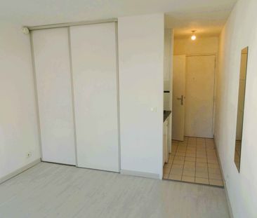 1 pièce - 18,34 m² - 5ème étage - Colocation non autorisée - Photo 3