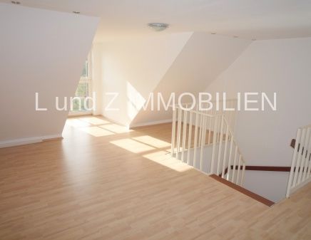 ** Helle 2 Zimmer-Maisonette ** Nur an Berufstätige zu vermieten ! - Foto 1