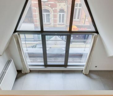 Appartement te huur in Sint-Niklaas voor € 850 met 1 slaapkamer - Photo 1