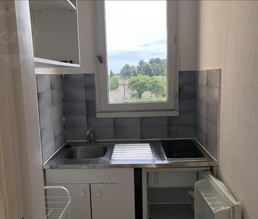 Location Appartement 1 pièce 20m² - Photo 2