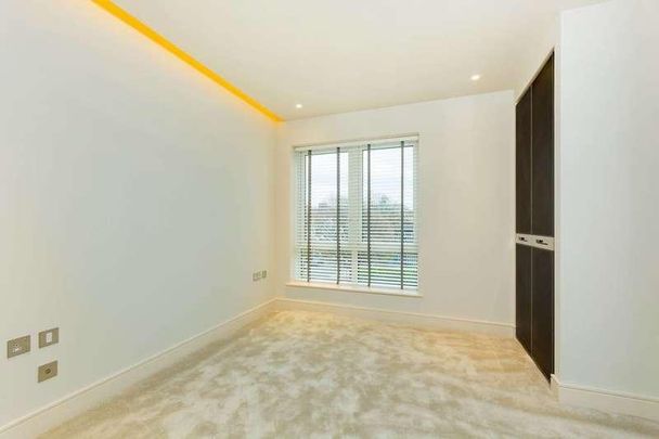 Fulham Reach, Hammersmith, W6 - Photo 1