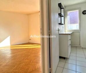 Location Appartement 2 pièces 48 m2 à Sucy-en-Brie - Photo 6