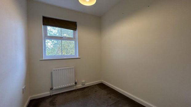 3 bedroom link detached house to rent - Photo 1