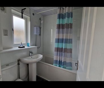 2 Bed Flat, Cuthelton Street, G31 - Photo 3