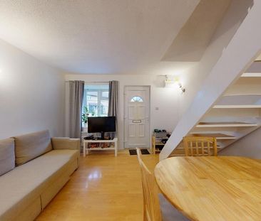 1 bedroom semi-detached house to rent - Photo 2