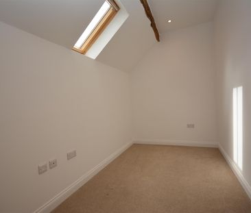 The Hayloft, Upper Brook Farm, Uttoxeter, Marchington Uttoxeter, ST... - Photo 5