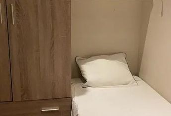 Calle del Monte Olivetti, Madrid, Community of Madrid 28038