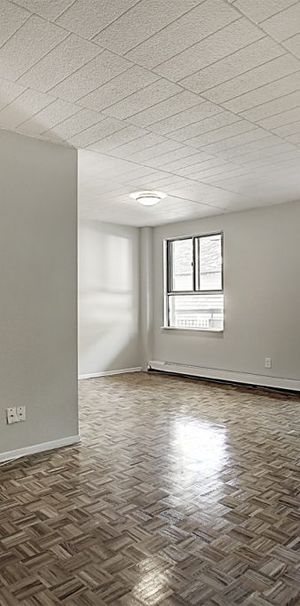 Millard Manor Apartments - Photo 1