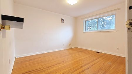 For Lease - 91 Rameau Drive Unit# #1, Toronto, Ontario - Photo 4